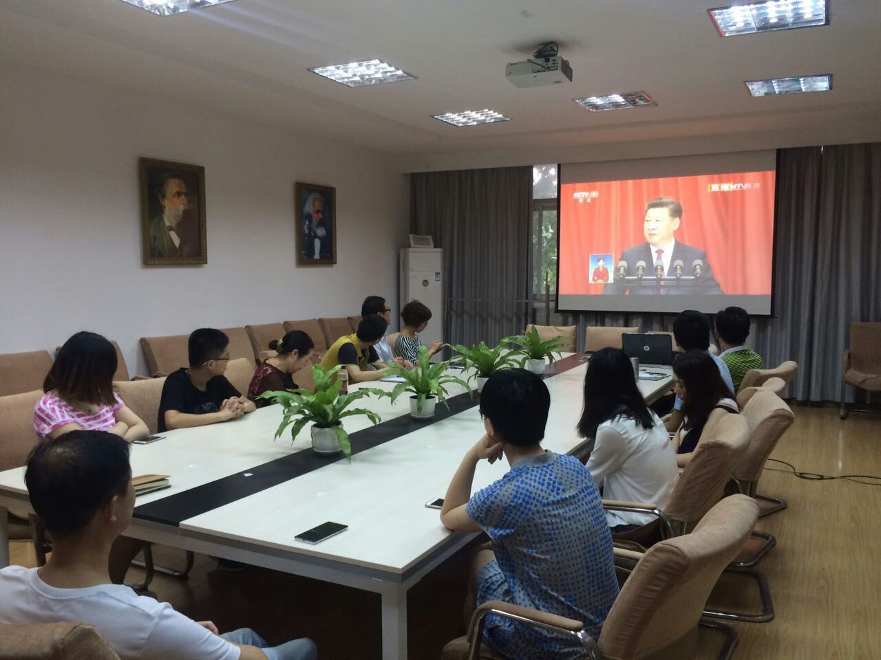【两学一做】beat365组织观看建党95周年庆祝大会