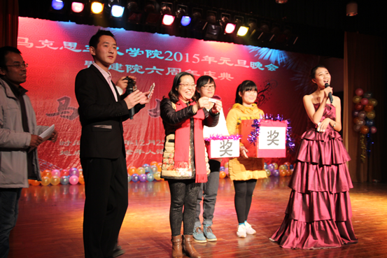 beat3652015年师生联谊元旦晚会暨建院六周年庆典圆满落幕 beat3652015年师生联谊元旦晚会暨建院六周年庆典圆满落幕